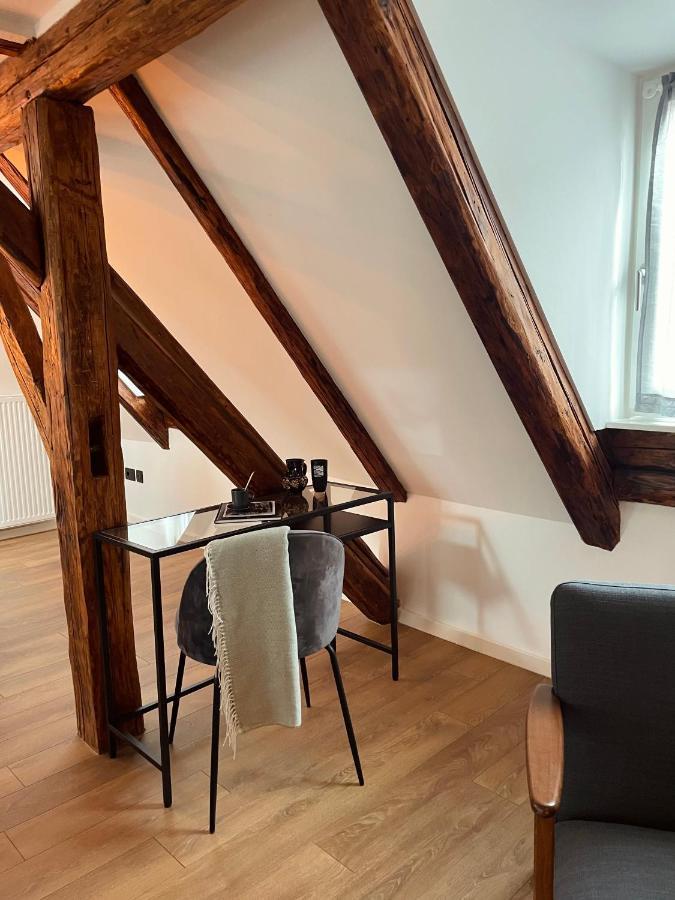 Grich Witch Apartment 자그레브 외부 사진